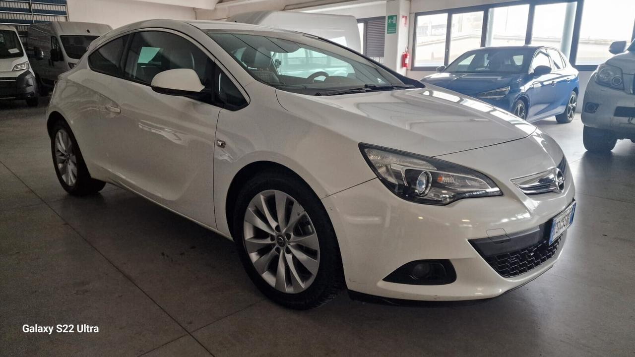 Opel Astra GTC 1.7 CDTI 130 cupe Cosmo pochi km 110 mila