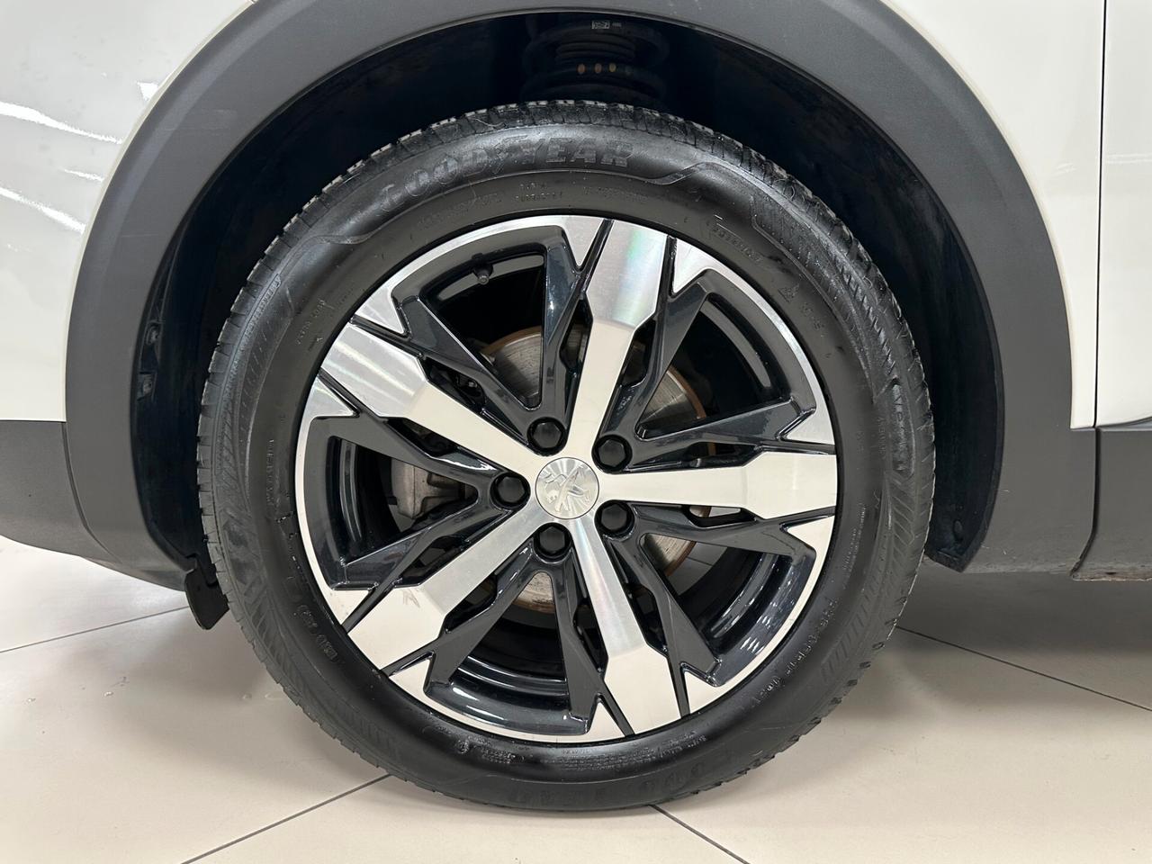 Peugeot 3008 BlueHDi 130 S&S EAT8 Allure Pack 2022