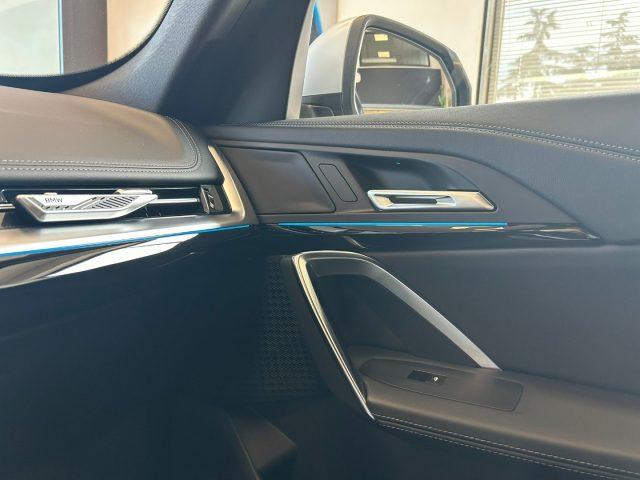 BMW iX1 eDrive 20 xLine- OK NEOPATENTATI