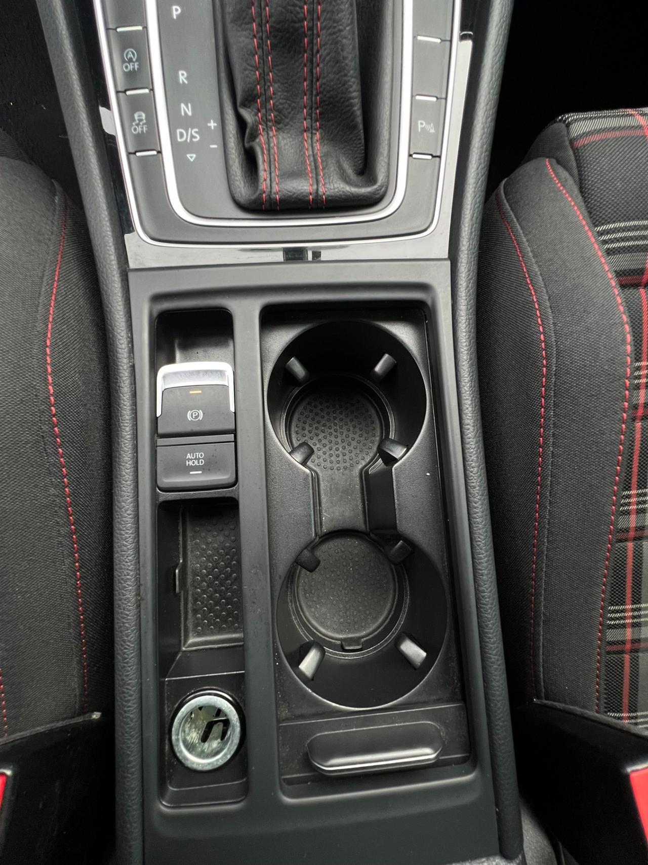 Volkswagen Golf GTI Performance 2.0 245 CV TSI DSG 5p. BMT