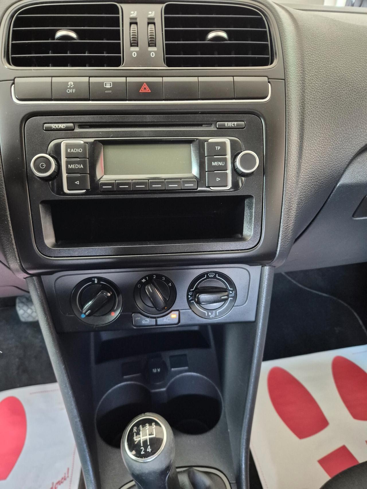 VOLKSWAGEN POLO BENZINA 5P NEO PATENTATI