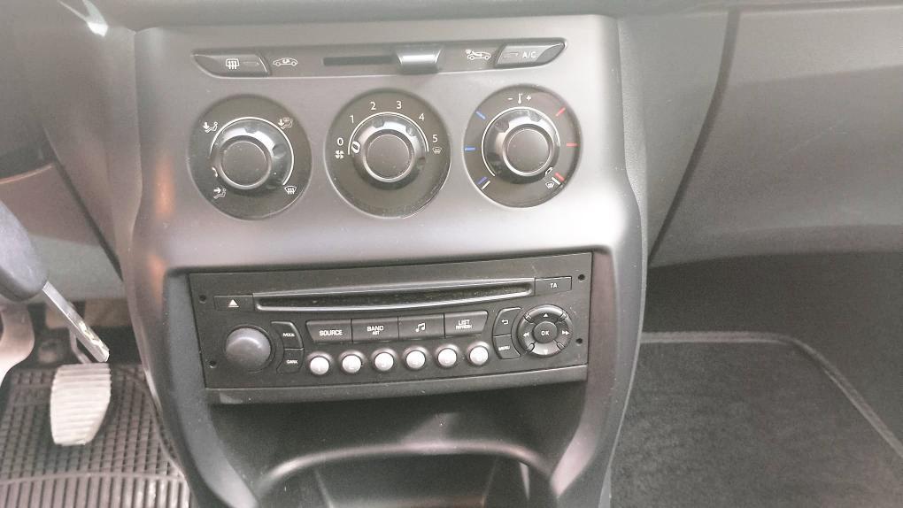 CITROEN C3 PURE TECH EXCLUSIVE