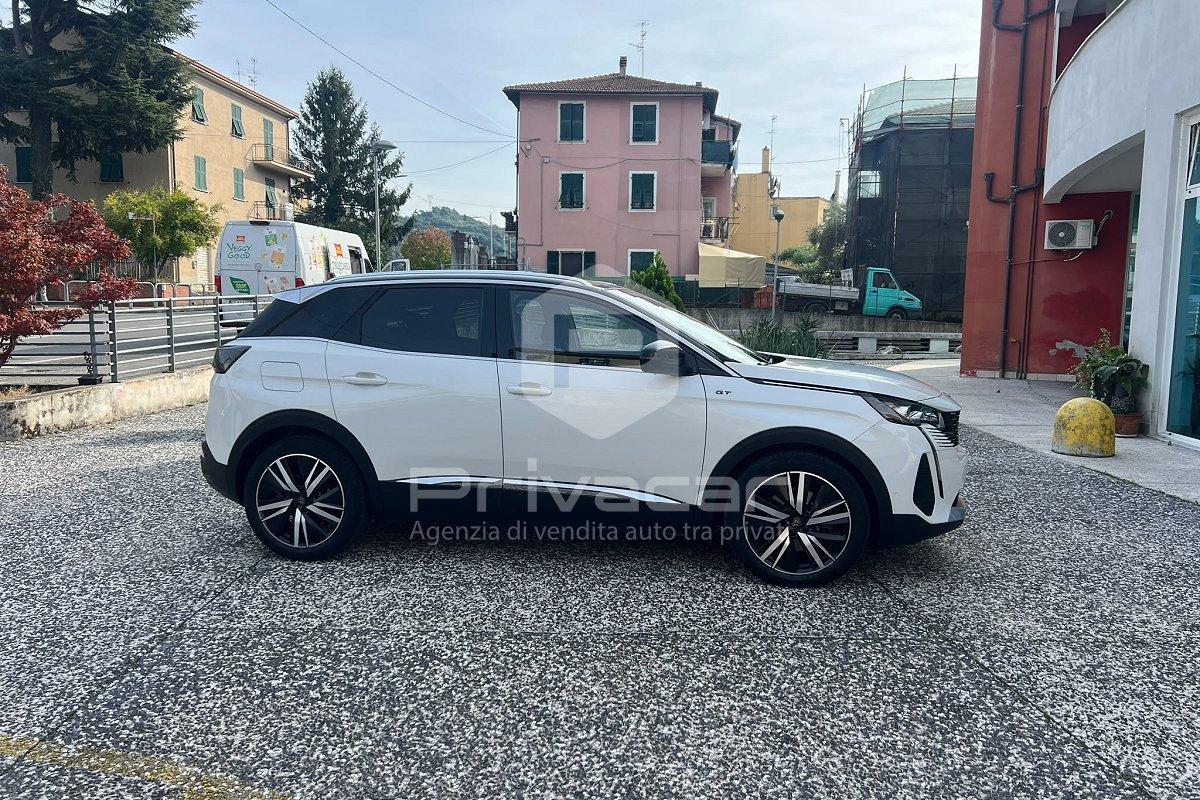 PEUGEOT 3008 Hybrid 225 e-EAT8 Allure Pack