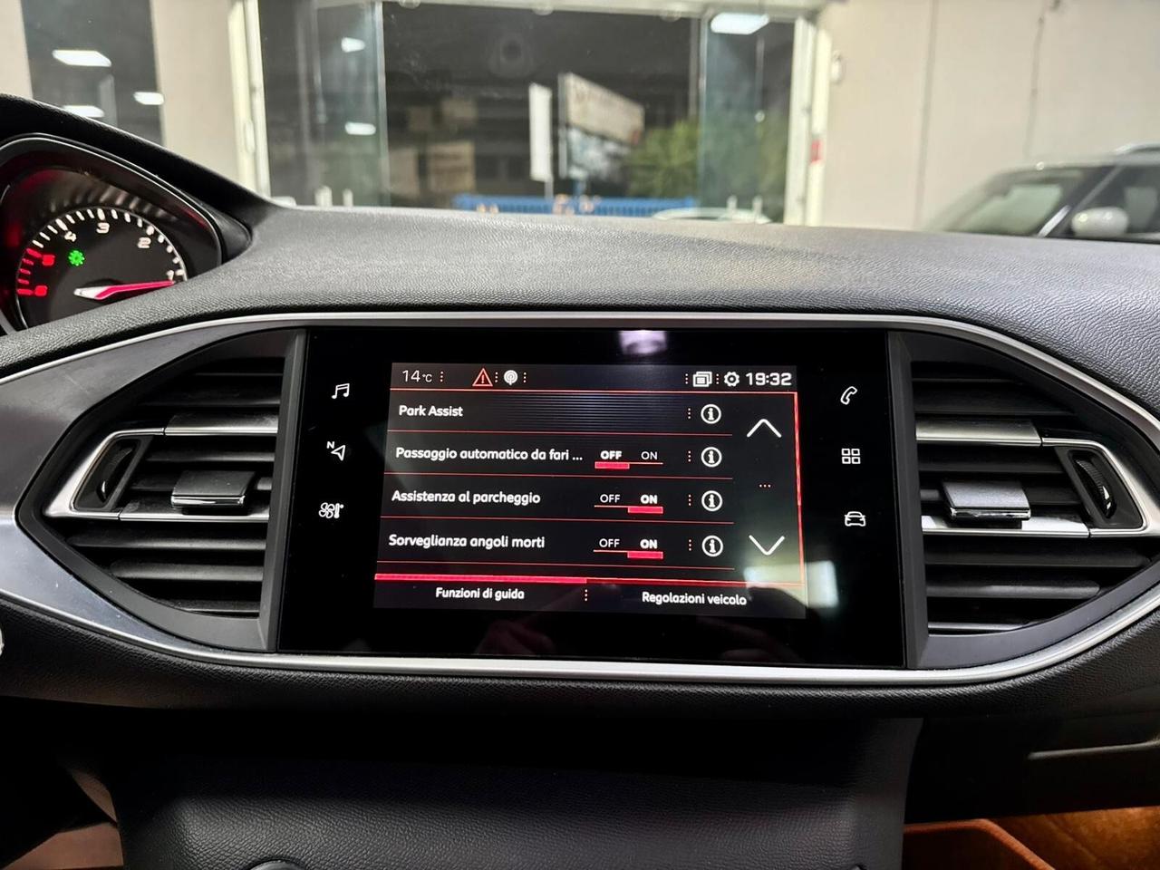 Peugeot 308 1.5 BlueHDi 130cv EAT8 GT Pack 2021