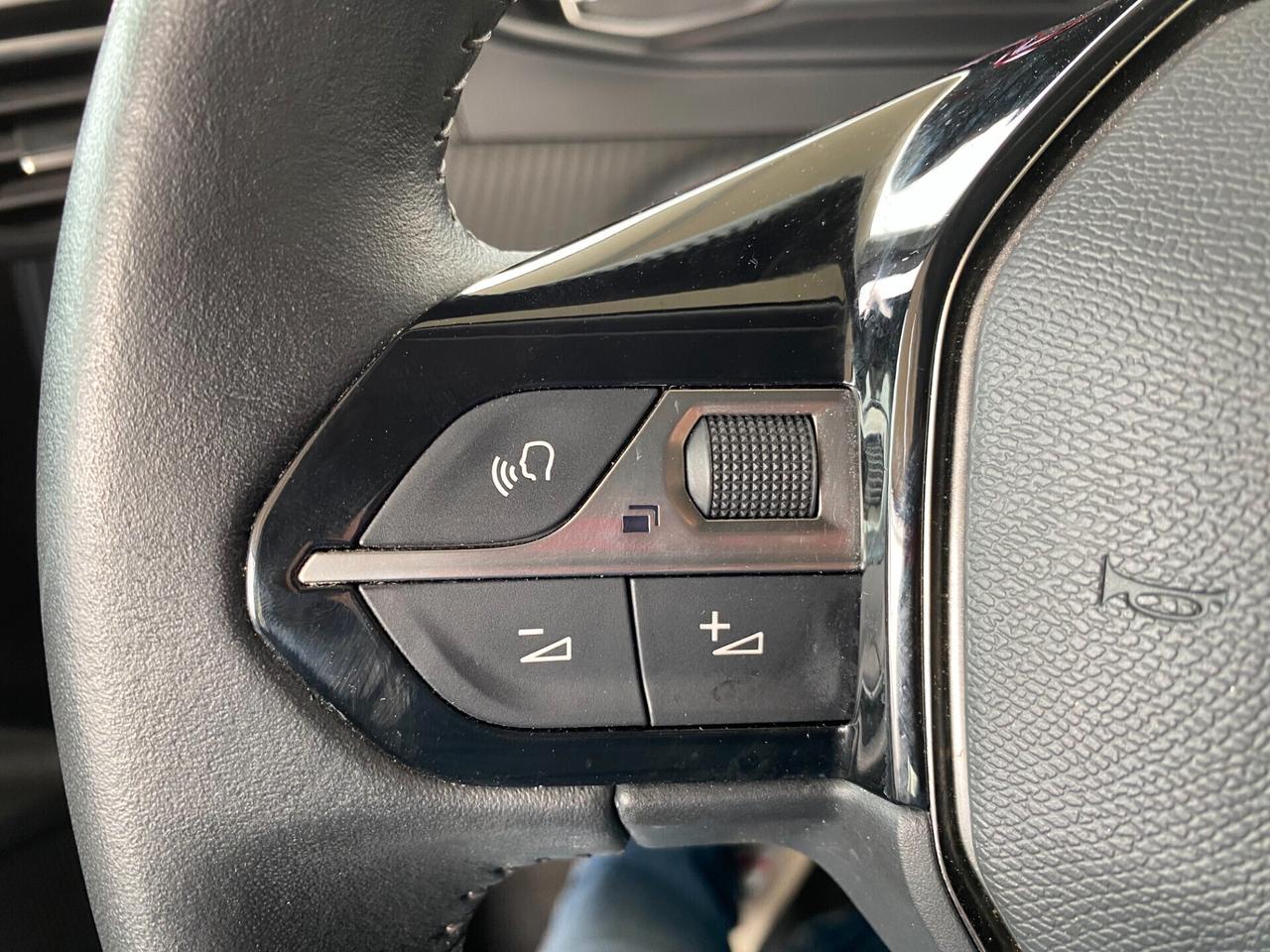 Peugeot 2008 BlueHDi 110 S&S Active