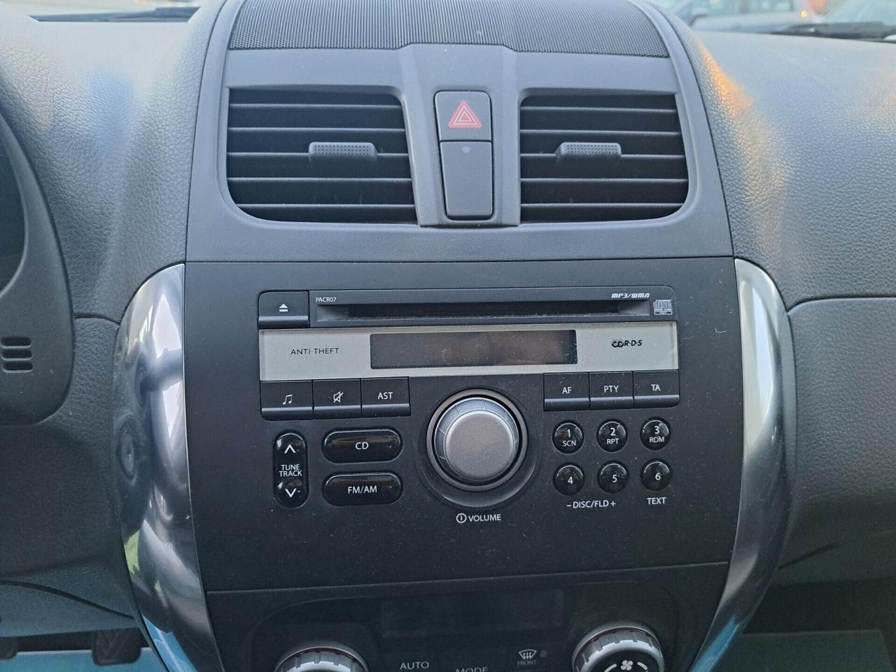 Fiat Sedici 2.0 MJT ,135CV 16V DPF 4x4 / EURO 5 / SOLO 140.000 KM