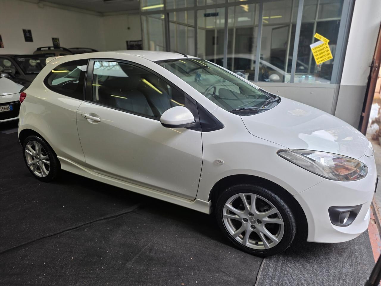 Mazda 2 Mazda2 1.5 16V 102CV 3p. Sporty