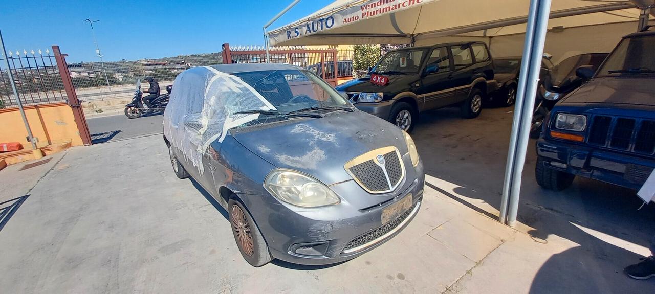 Lancia Ypsilon 1.2b senza motore 07