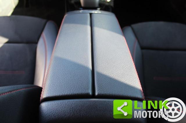 MERCEDES-BENZ A 200 d Automatic Premium UnicoProprietario