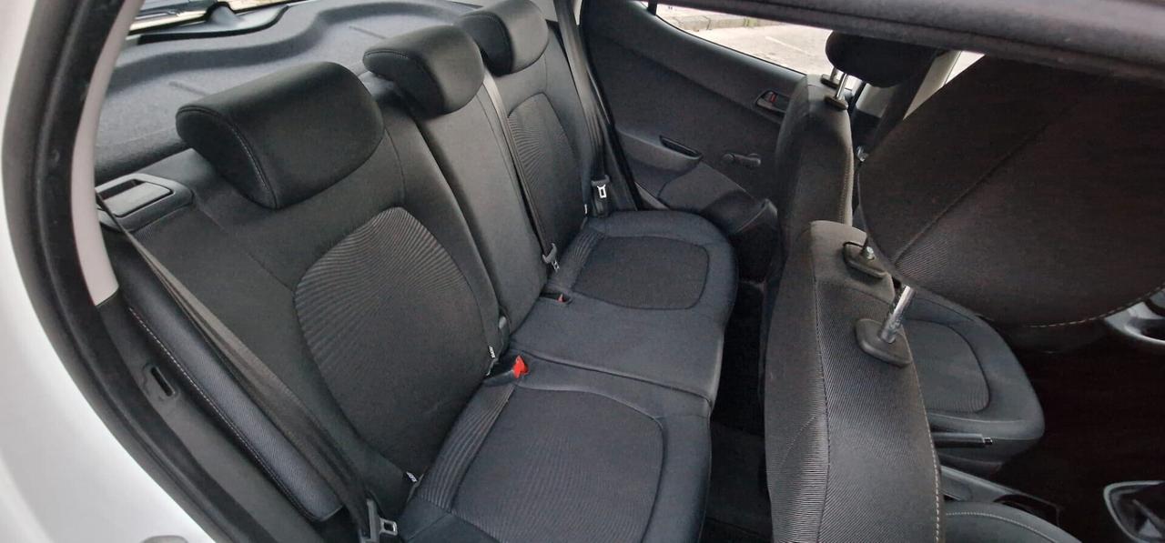 Hyundai i10 1.0 MPI Style P-E-R-F-E-T-T-A!! Adatta per Neopatentati.