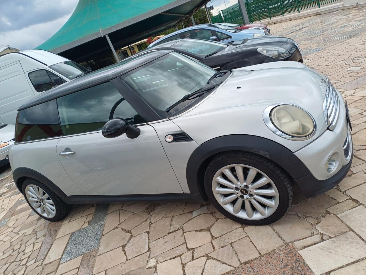 Mini 1.6 16V Cooper D