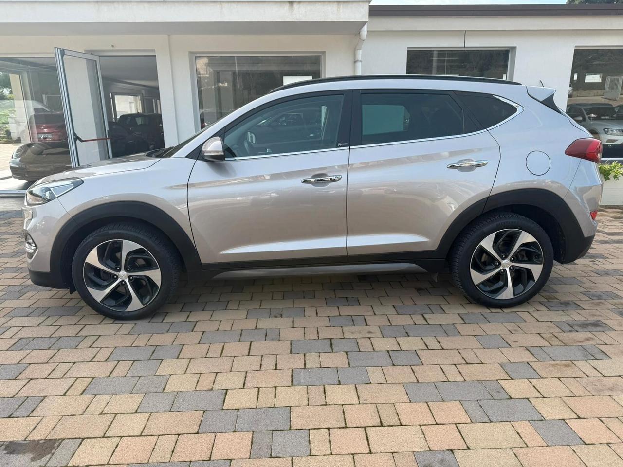Hyundai Tucson 1.7 CRDi DCT XPossible
