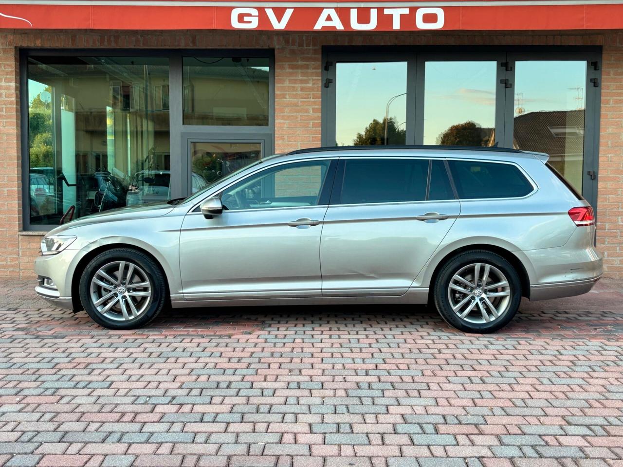 Volkswagen Passat Variant 1.6 dsg