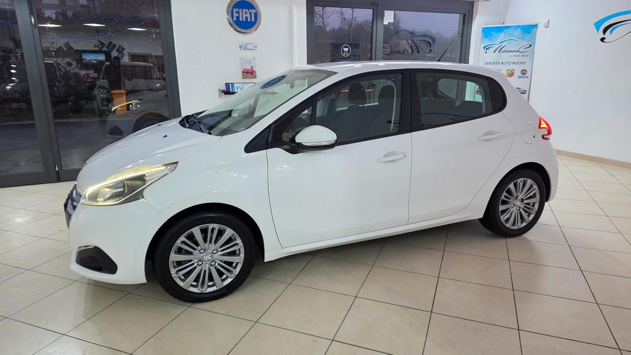 Peugeot 208 BlueHDi 75 5 porte Allure