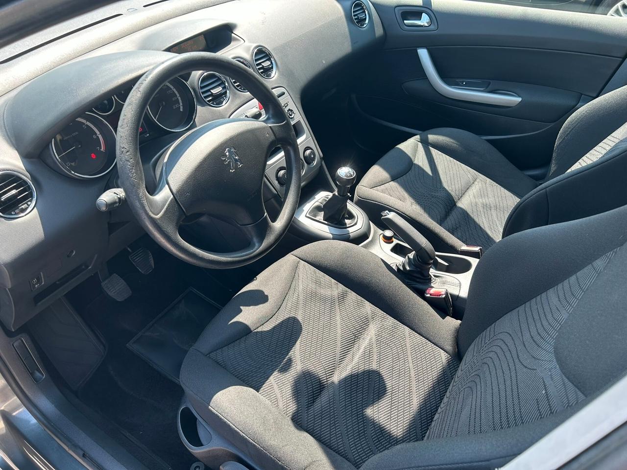 Peugeot 308 1.6 VTi 120CV 5p. - OK NEOPATENTATI