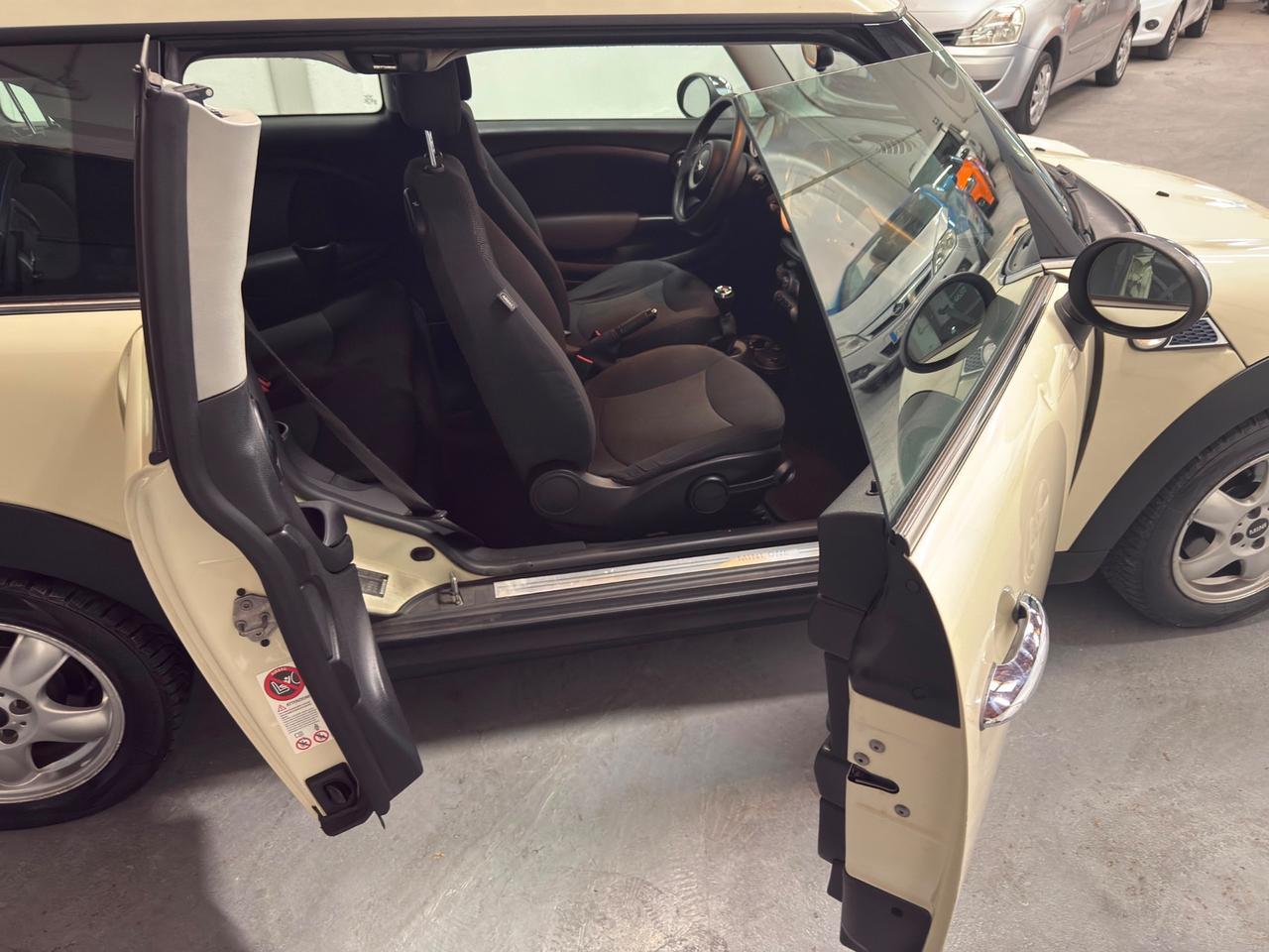 Mini Cooper Clubman 1.6 16V One