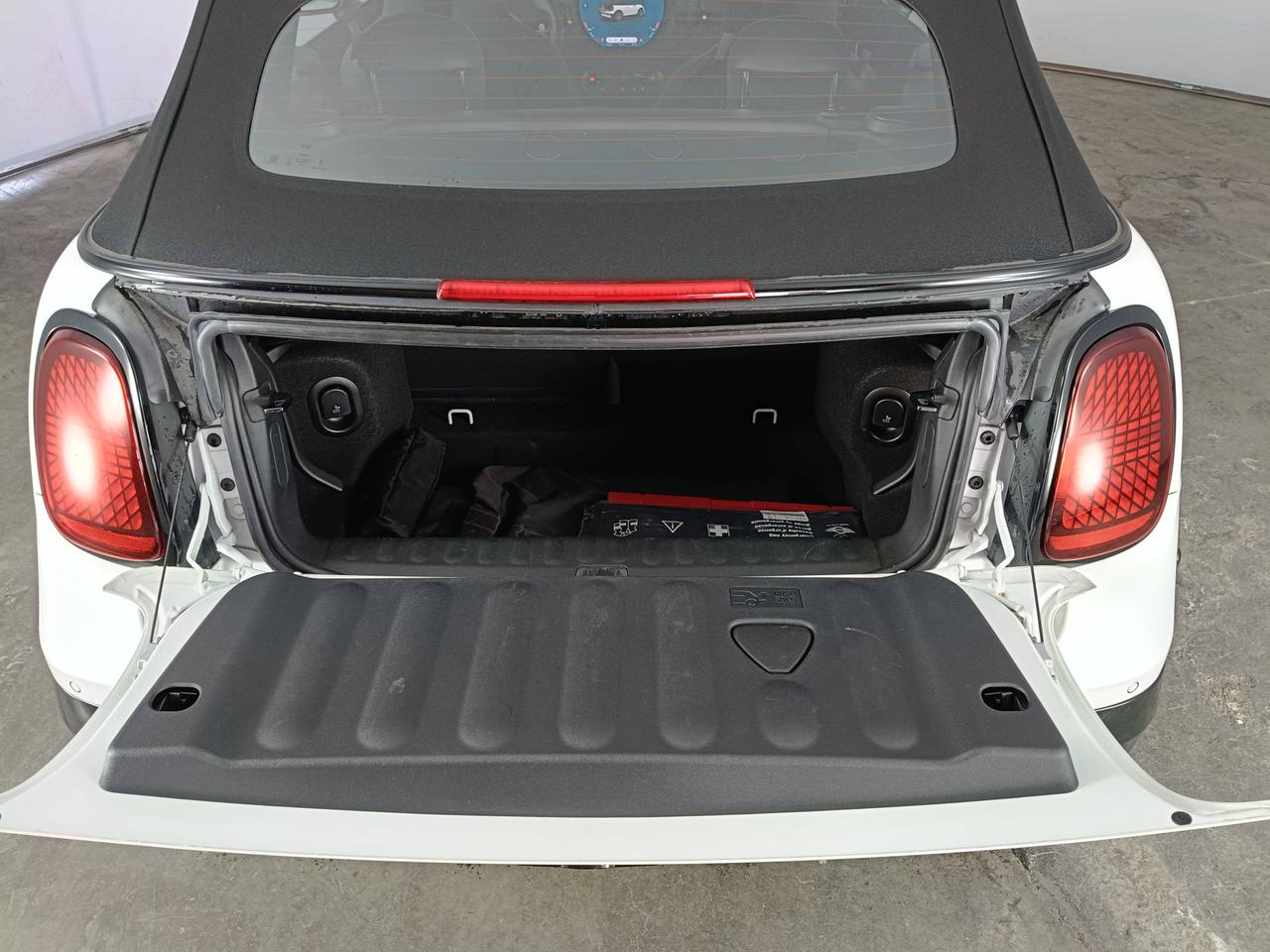 MINI Mini Cooper Cabrio F67 - Mini Cooper Cabrio 2.0 S JCW auto