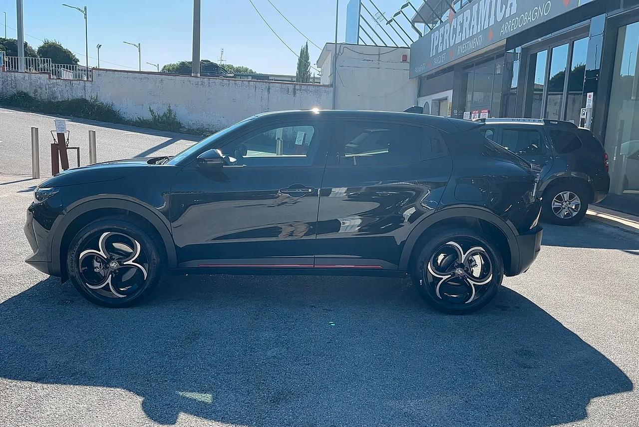 Alfa Romeo Junior 1.2 136 CV Hybrid eDCT6 Speciale