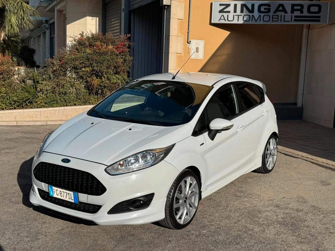 FORD FIESTA 1.5 TDCI 95 CV. ST-LINE NAVI CERCHI FULL