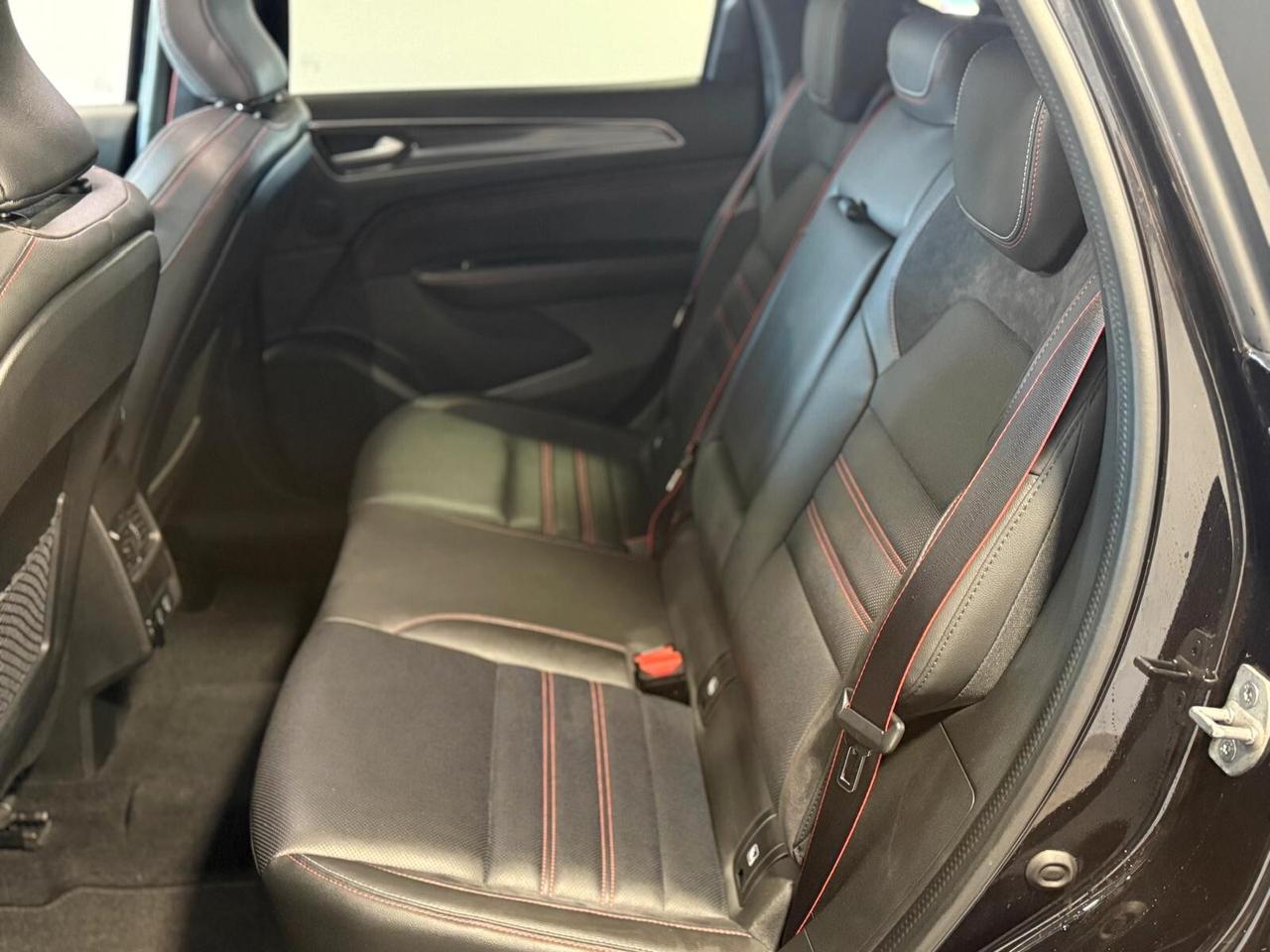 Renault Arkana Hybrid E-Tech 145 CV R.S. Line