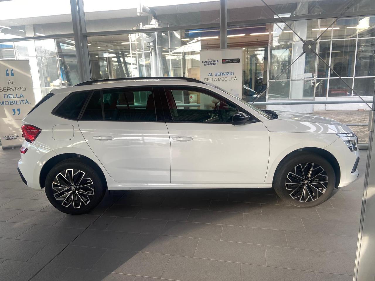 Skoda Kamiq 1.0 tsi black dots 115cv