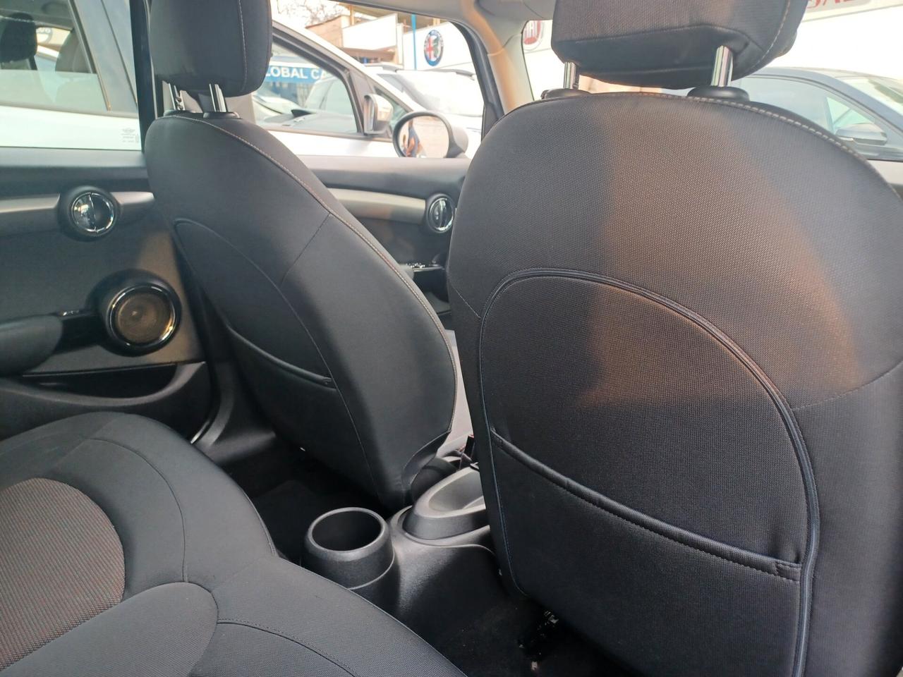 Mini 1.2 Benzina 5 porte Tetto PDC 2015