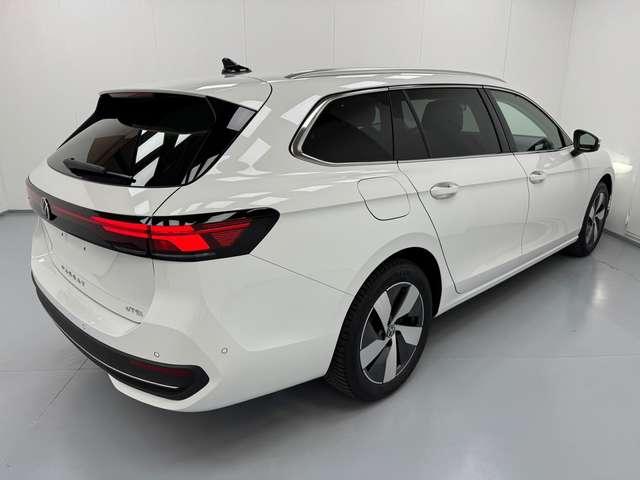 Volkswagen Passat ELEGANCE 2.0 TDI 150 CV DSG *FARI PERF+NAVI* PROMO