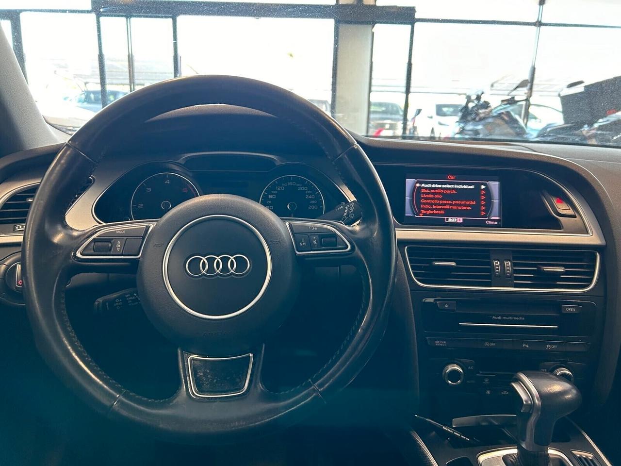 Audi A4 AVANT 2.0 TDI cl. d. multitronic S LINE