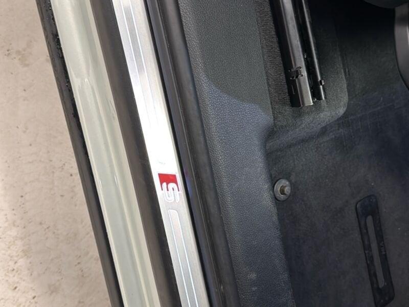 Audi Q3 Sportback 40 TDI quattro S tronic Business Plus