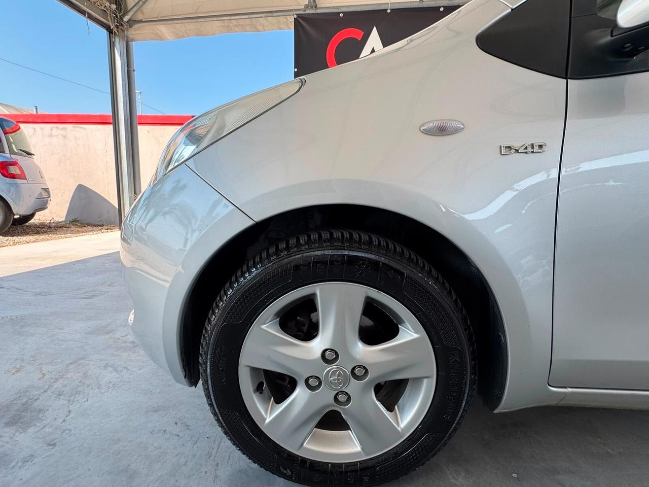 Toyota Yaris 1.4 D-4D 5 porte Sol