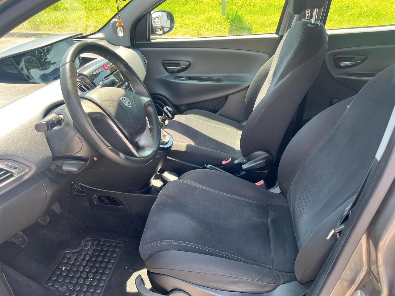 Lancia Ypsilon 1.2 69 CV 5 porte S&S