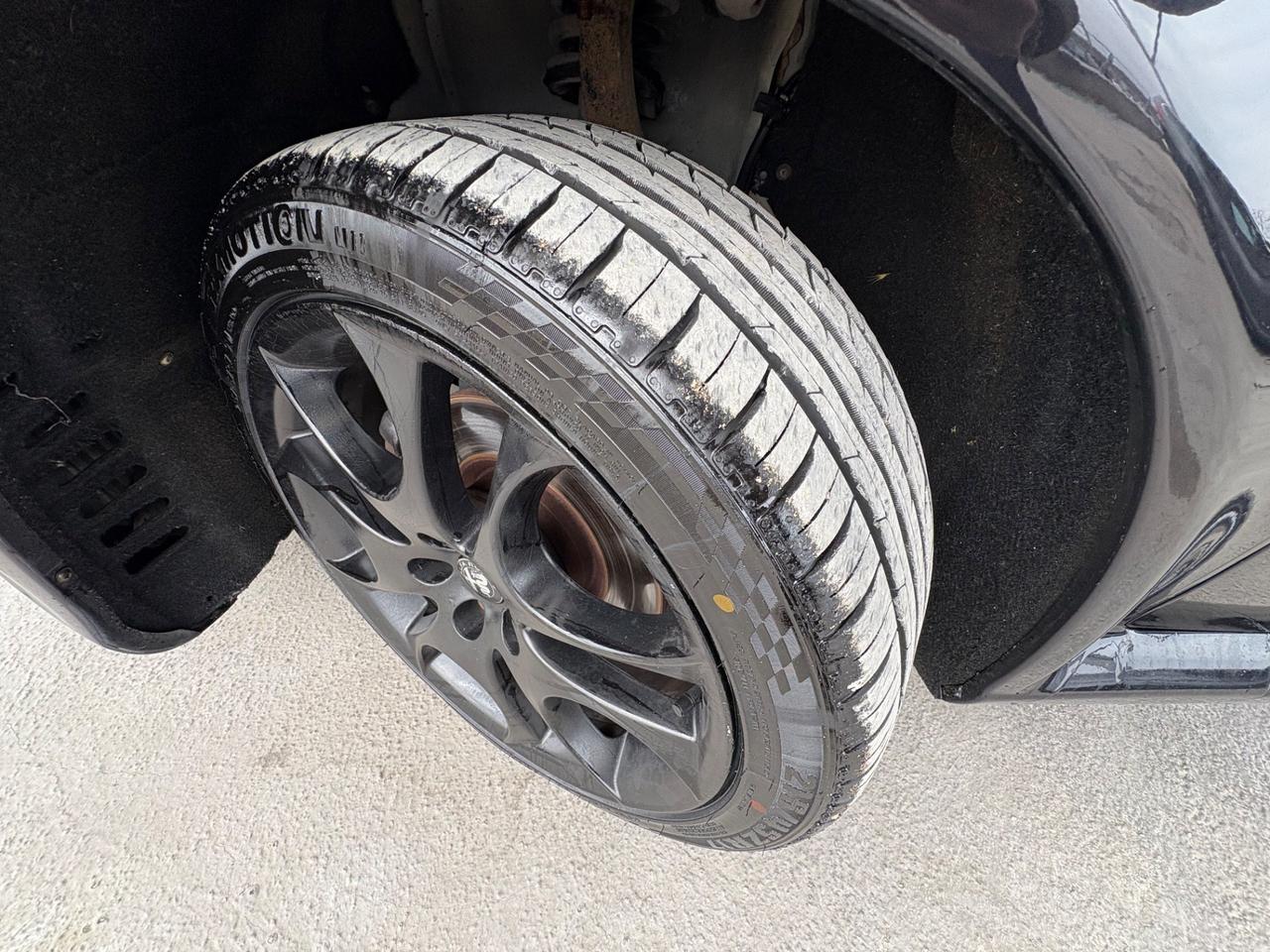 Alfa Romeo GT 1.9 JTDM 16V Distinctive