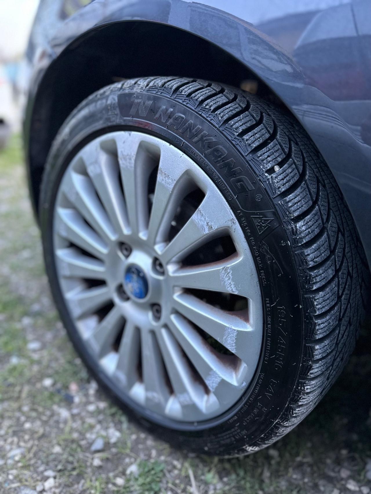 Ford FIESTA 1.4 TDCI TITANIUM UNICOPROPRIETARIO SENSORI FULL