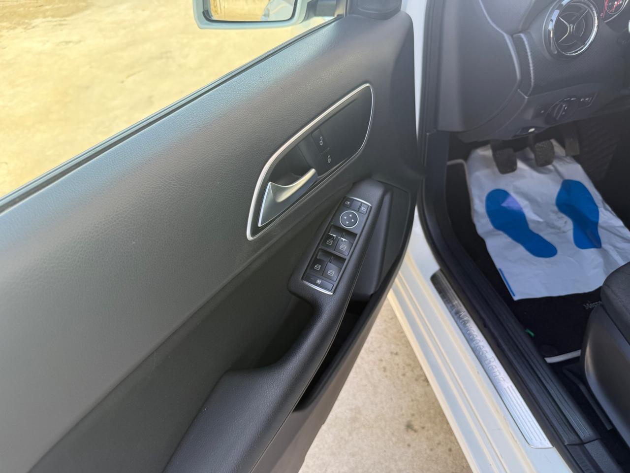 Mercedes-benz A 180 d Business