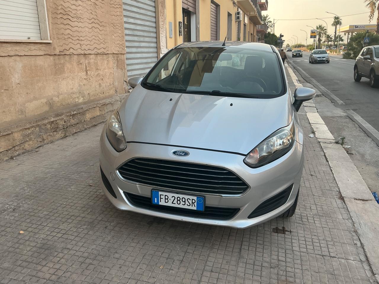 Ford Fiesta 1.5 TDCi 75CV 5 porte Titanium