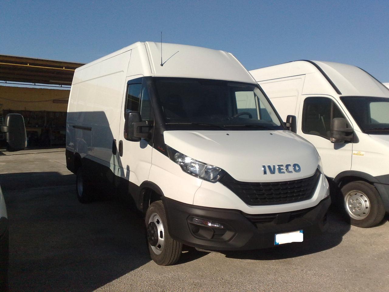 Iveco Daily 35c18 3000cc GEMELLATO - 2021