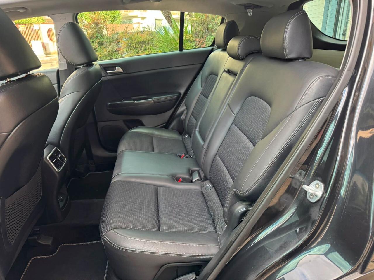 KIA SPORTAGE 1.7 CRDI 115 CV. TETTO+NAVI+BIXENO