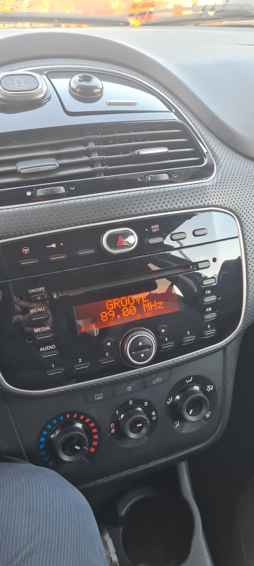 Fiat Punto Evo 1.4 5 porte Blue&Me EasyPower