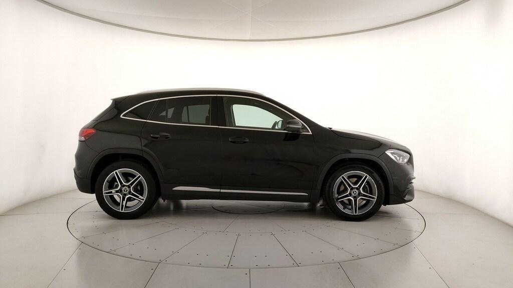 Mercedes GLA 200 200 D Premium 8G-DCT