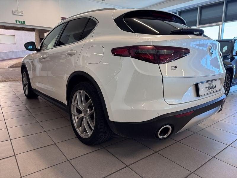 Alfa Romeo Stelvio 2.2 Turbo Diesel 210CV AT8 Q4 TI
