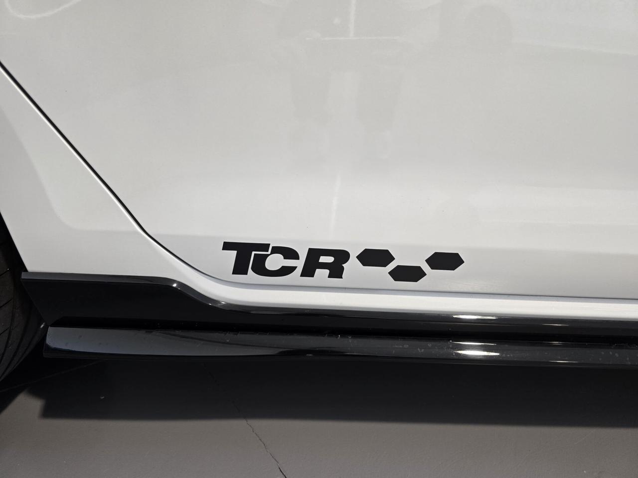 Volkswagen Golf GTI 2.0 TSI TCR DSG