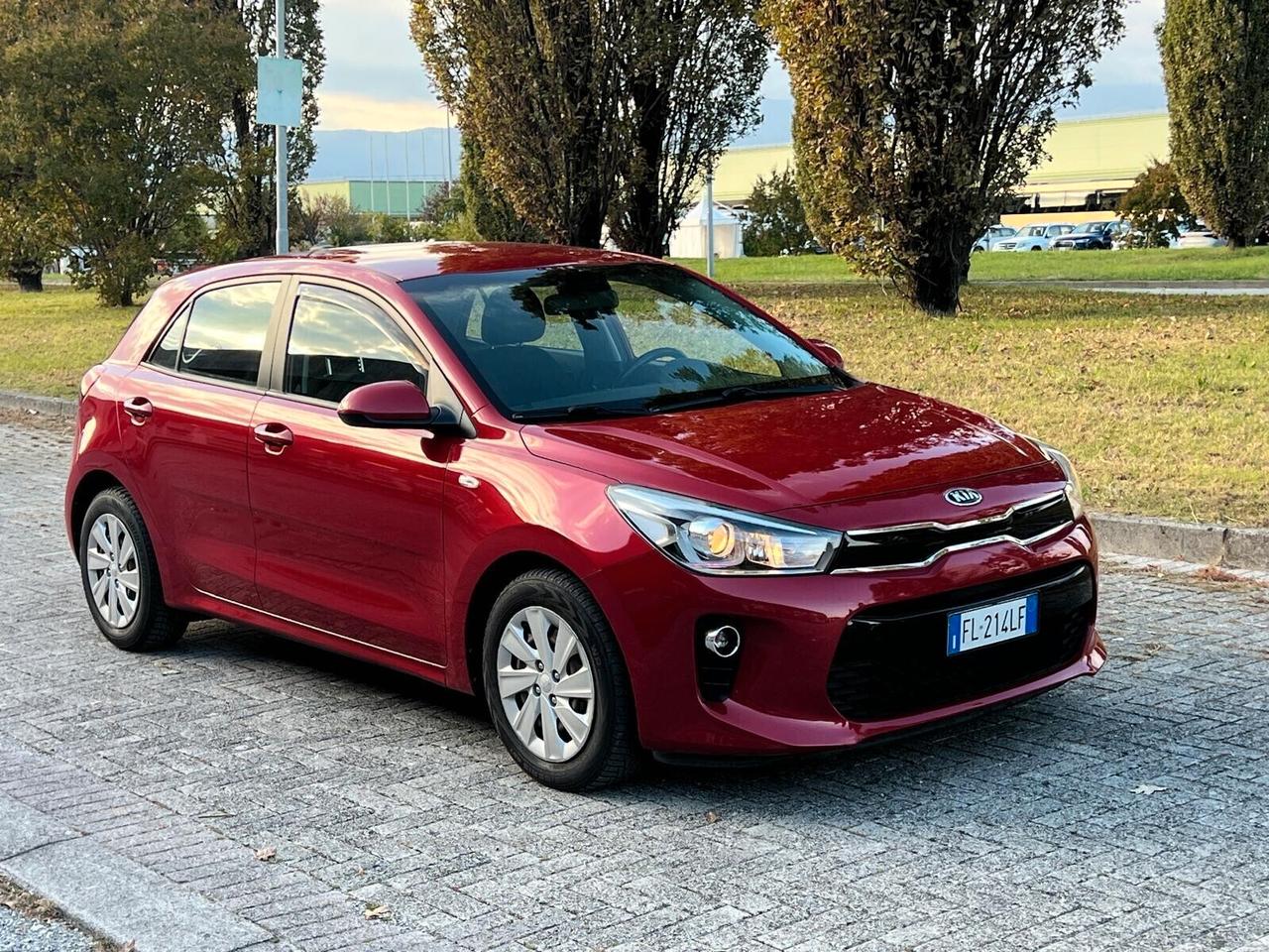 Kia Rio 1.4 CRDi NEOPATENTATI 2018