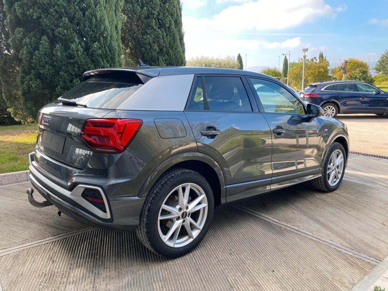 Audi Q2 30 TFSI Sline