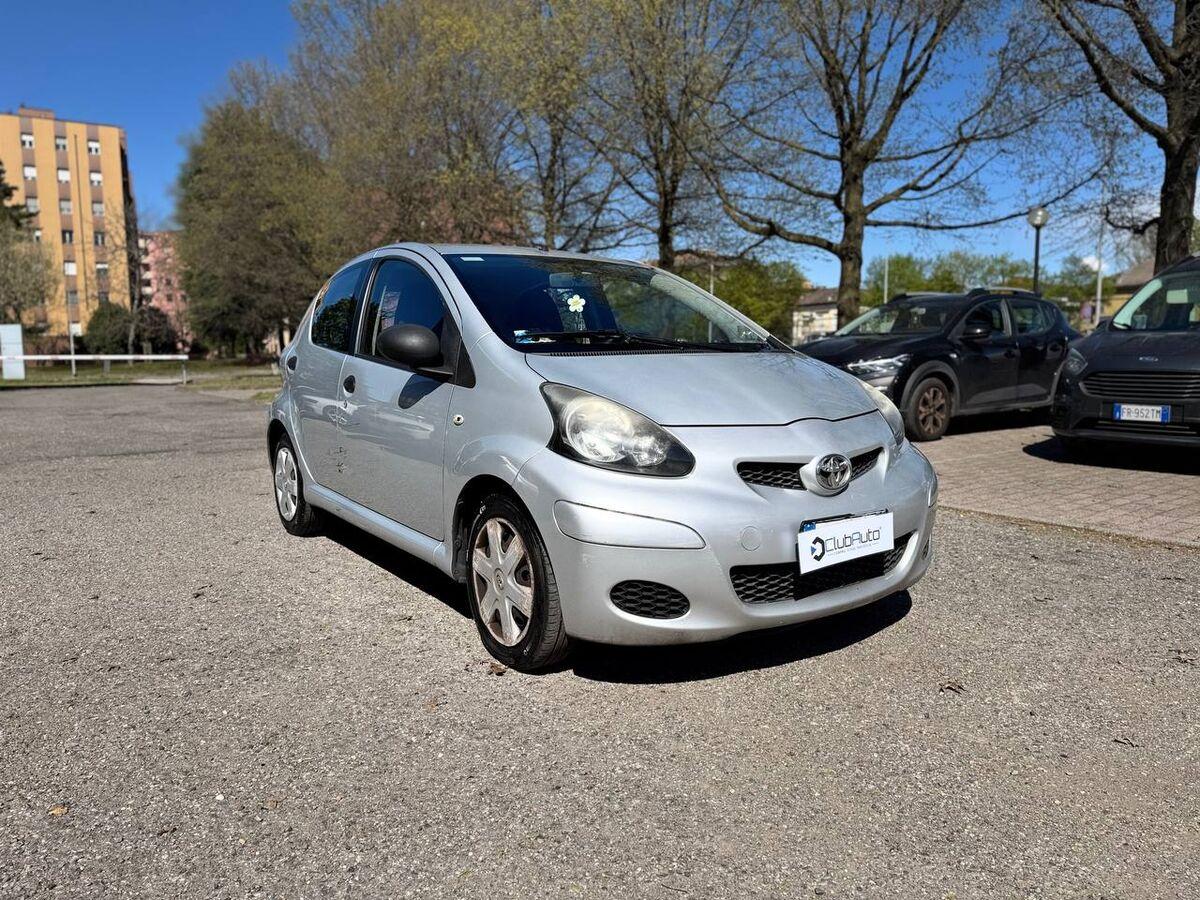 Toyota Aygo 1.0 Sol 5p FL