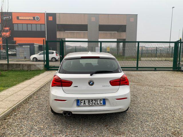 BMW 120 d xDrive 5p. Urban