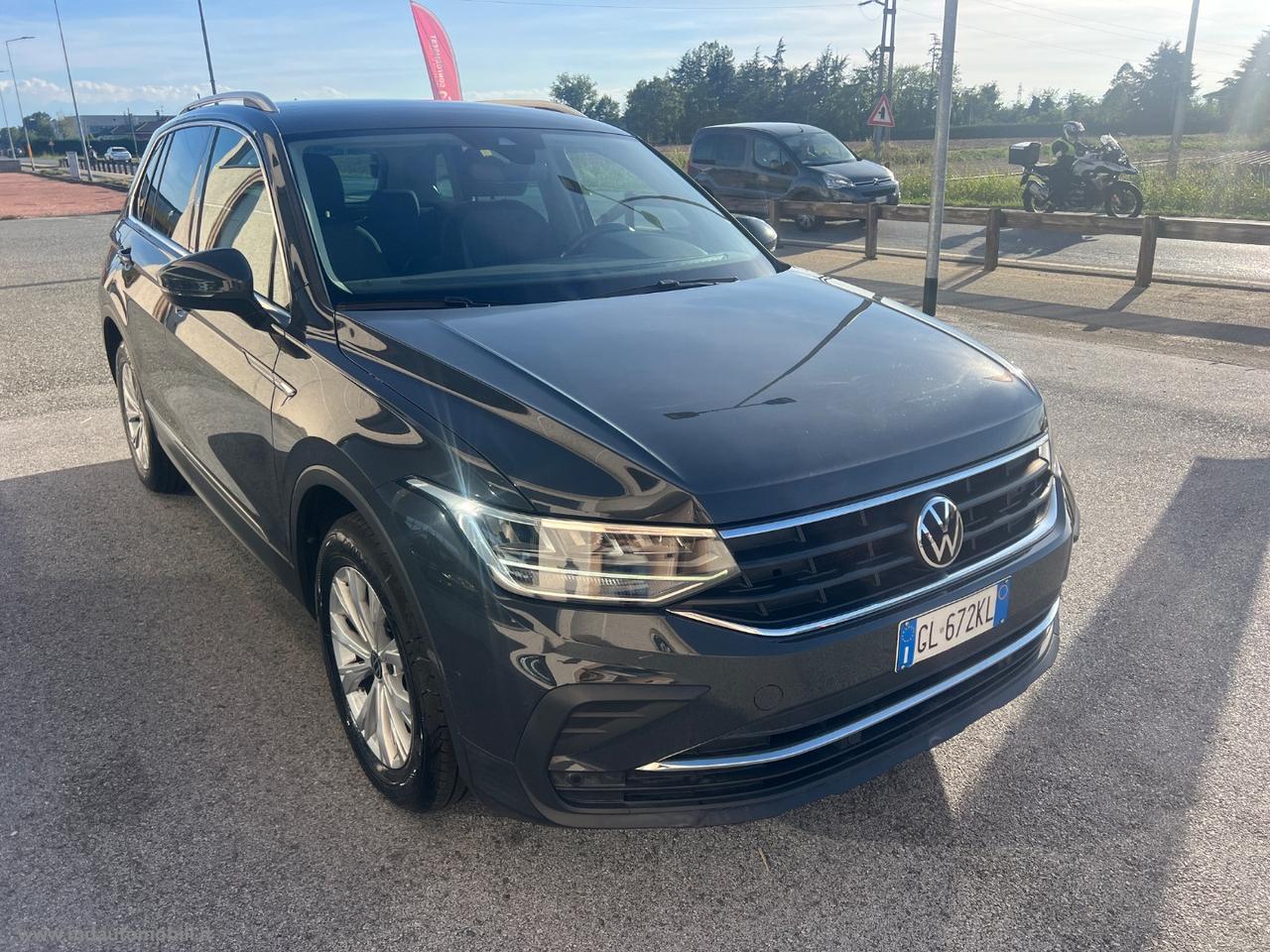 VOLKSWAGEN Tiguan 2.0 TDI 150CV SCR DSG Life IVA ESPOSTA
