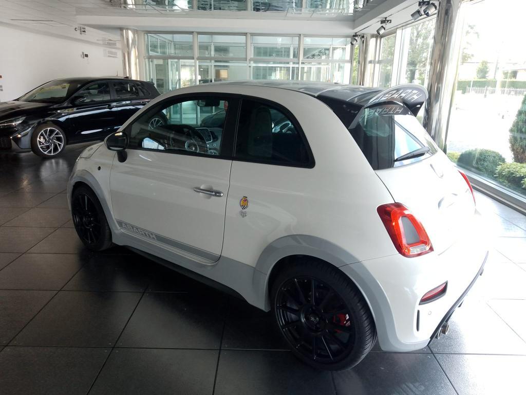 Abarth 695 1.4 t-jet 70th 180cv