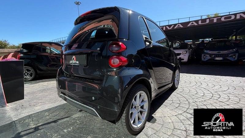 smart fortwo SERVOSTERZO fortwo 1000 62 kW coupé passion