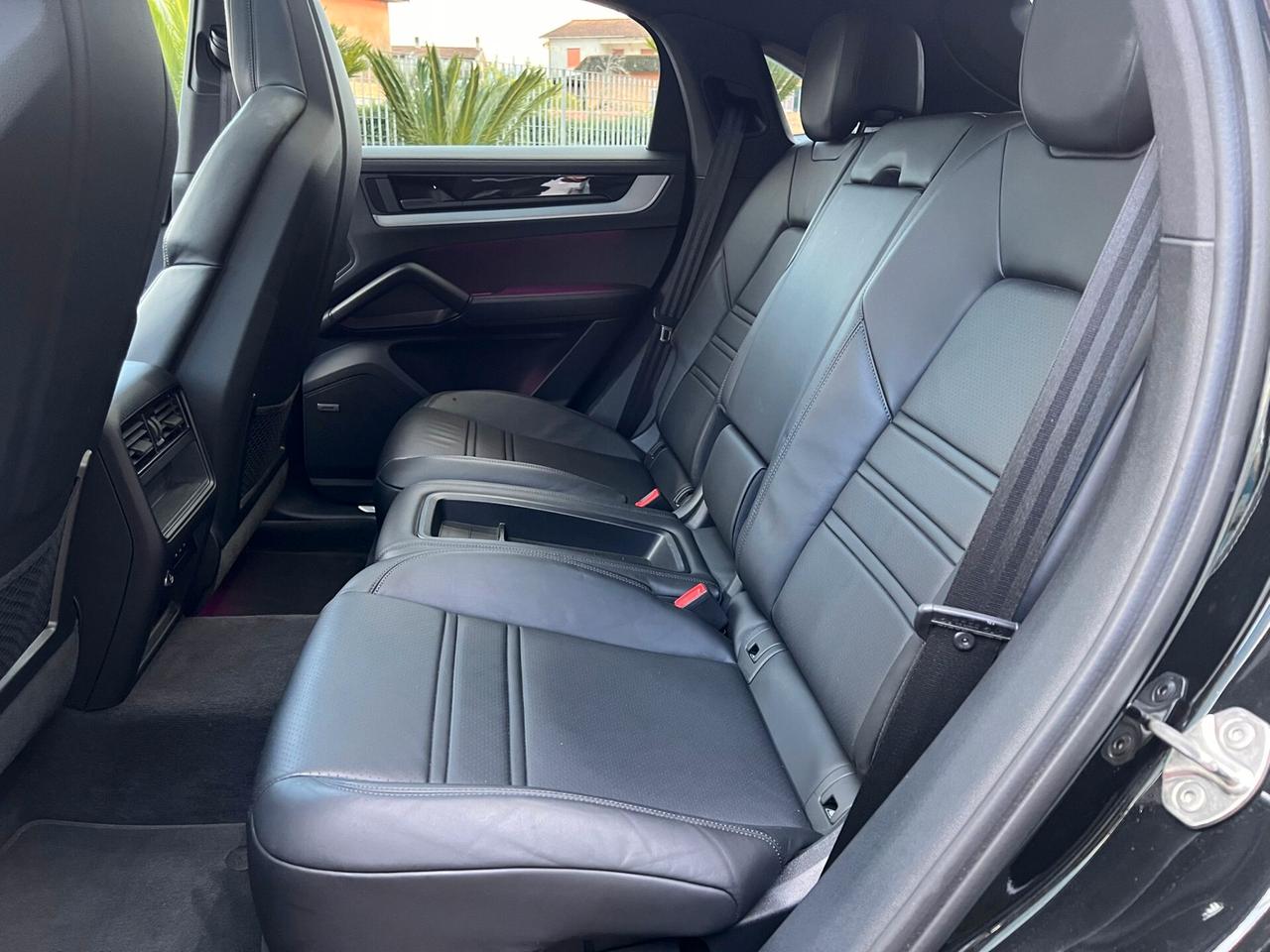 PORSCHE CAYENNE COUPE' 3.0 V6 TIPTRONIC 353CV