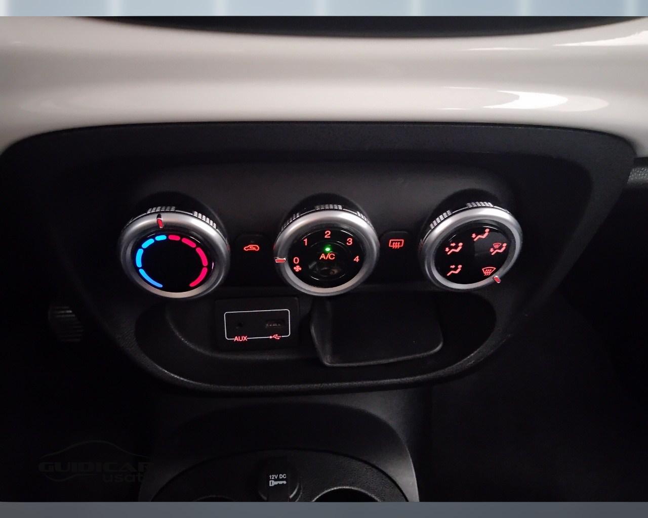 FIAT 500L 2012 - 500L 1.3 mjt Lounge 95cv
